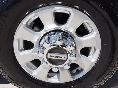Used 2023 Ford F250 XLT w/ FX4 Off-Road Package AWD/4WD image 47