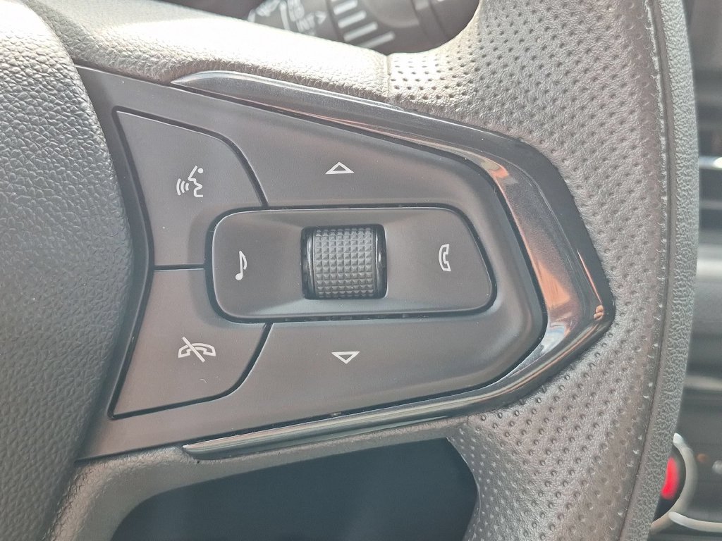Used 2025 Chevrolet TrailBlazer LT AWD/4WD image 20