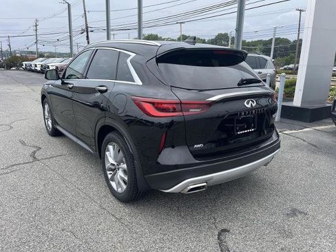 Certified 2022 INFINITI QX50 Essential image 5