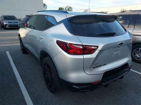 Used 2022 Chevrolet Blazer RS image 2