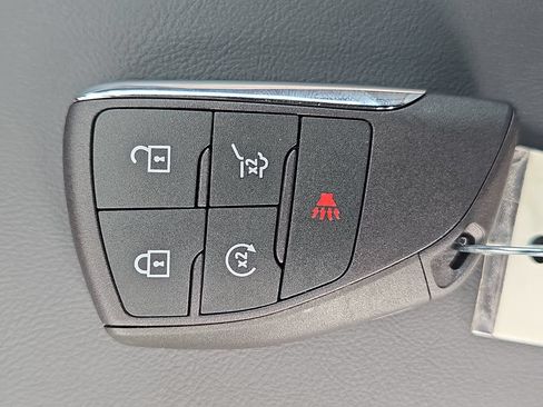 New 2026 GMC Acadia Elevation w/ Elevation Premium Package FWD image 36