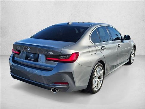 Used 2025 BMW 330i 330i w/ Convenience Package image 5