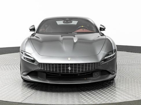 Certified 2022 Ferrari Roma image 10