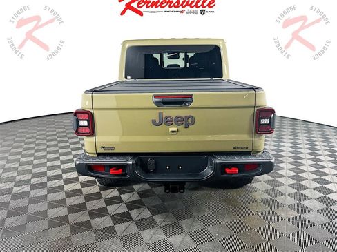 New 2025 Jeep Gladiator Rubicon w/ Convenience Group image 6