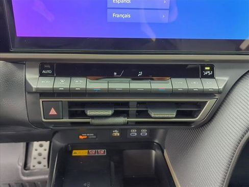 Used 2026 Toyota Camry SE image 19