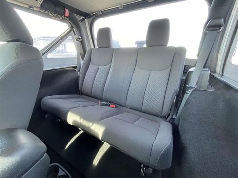 Used 2018 Jeep Wrangler Sport image 23