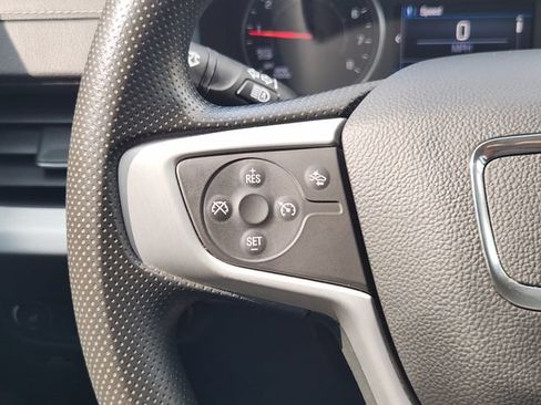 Used 2024 GMC Terrain SLE FWD image 28