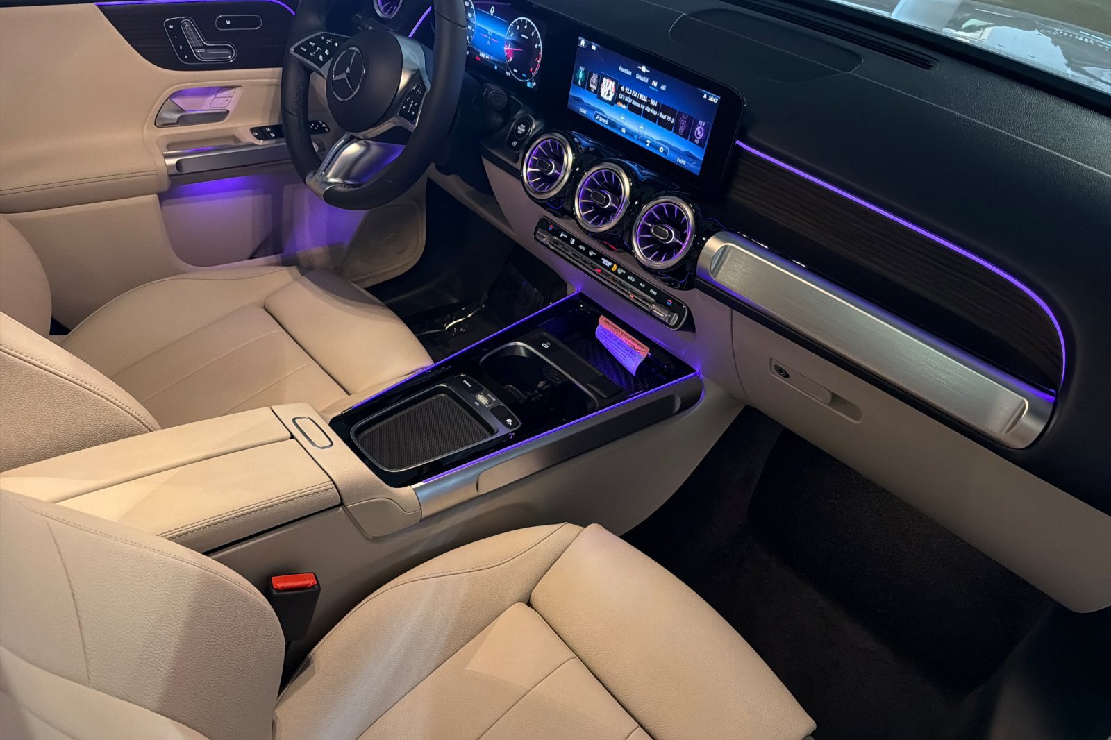 New 2026 Mercedes-Benz GLB 250 image 14