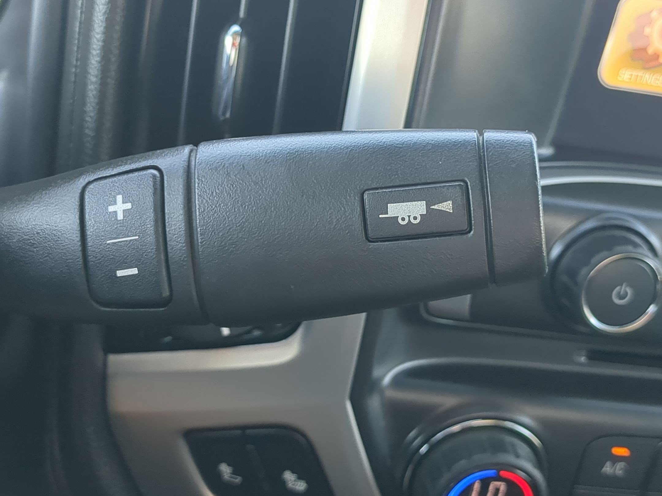 Used 2018 GMC Sierra 1500 SLT w/ SLT Premium Package AWD/4WD image 24