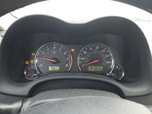 Used 2013 Toyota Corolla S image 15