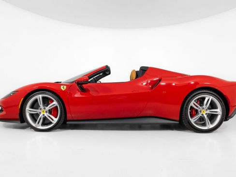 Used 2025 Ferrari 296 GTS RWD image 3