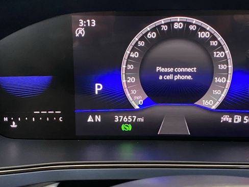 Certified 2023 Volkswagen Taos SE w/ Panoramic Sunroof Package FWD image 5