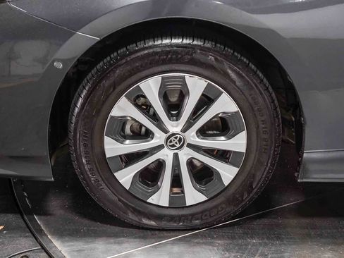 Used 2022 Toyota Prius Prime Limited FWD image 11