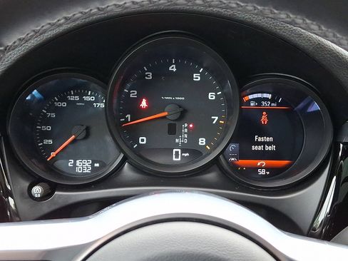 Used 2020 Porsche Macan AWD/4WD image 20