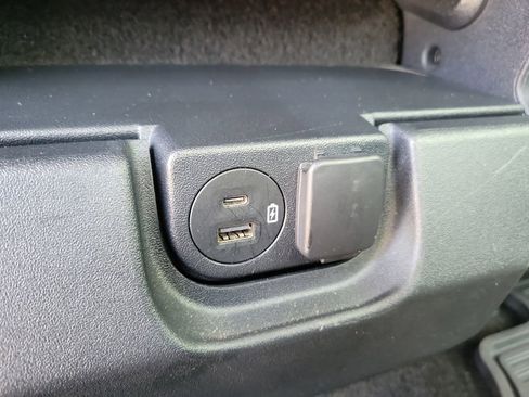 Used 2021 Ford F150 XLT w/ Equipment Group 301A Mid AWD/4WD image 13