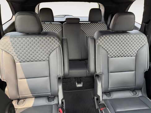 Used 2024 GMC Acadia Denali w/ LPO, Floor Liner Package image 30