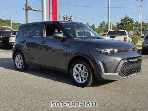 Used 2025 Kia Soul LX w/ LX Technology Package FWD image 7