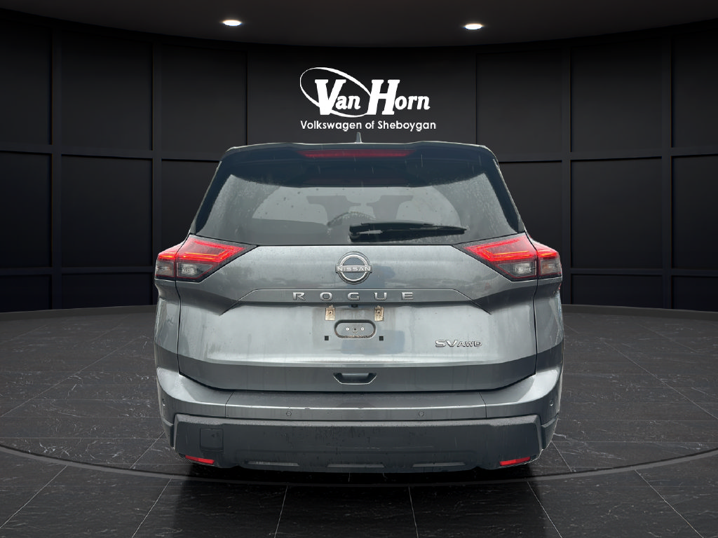 Used 2024 Nissan Rogue SV AWD/4WD image 4