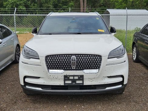 Used 2023 Lincoln Aviator Reserve w/ Equipment Group 201A RWD image 2