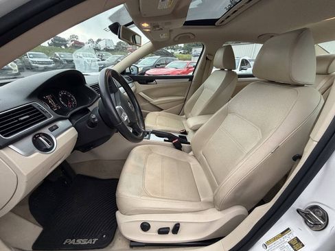 Used 2013 Volkswagen Passat 2.5 SE FWD image 16