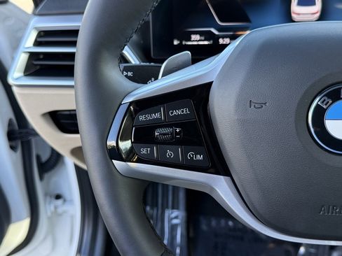 Used 2025 BMW 330i 330i w/ Premium Package image 24