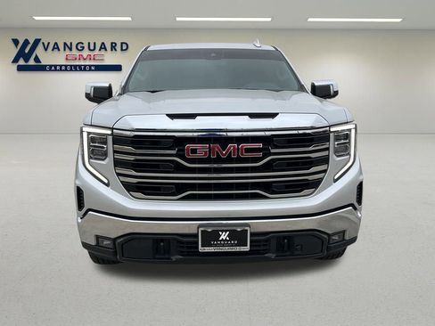 Used 2022 GMC Sierra 1500 SLT w/ SLT Convenience Package image 10