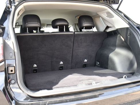 Used 2022 Jeep Compass Latitude AWD/4WD image 19