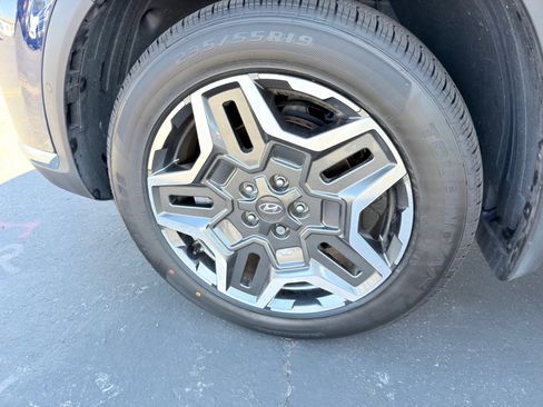 Used 2023 Hyundai Santa Fe Limited image 37