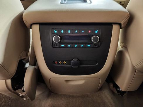 Used 2013 Chevrolet Tahoe LT w/ Luxury Package image 27