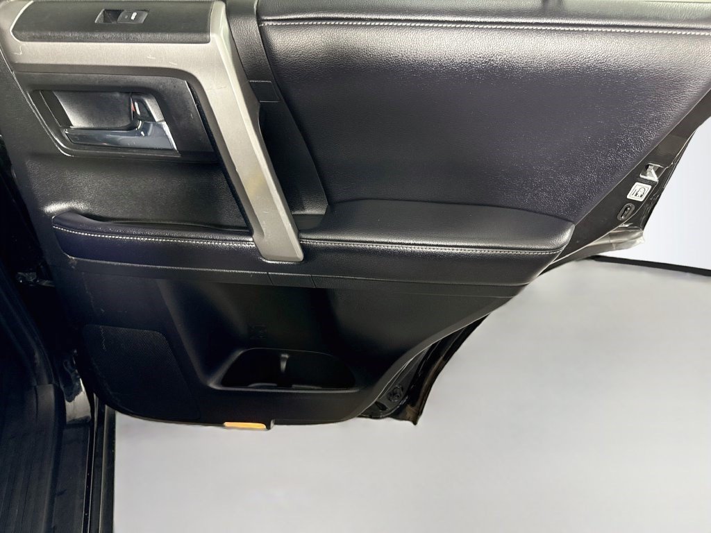 Used 2019 Toyota 4Runner SR5 Premium RWD image 26