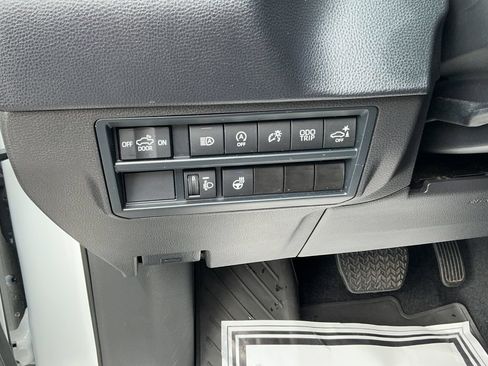 Used 2024 Toyota Tundra SR5 w/ SR5 Premium Package RWD image 27