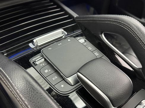Used 2024 Mercedes-Benz GLS 450 GLS 450 image 16