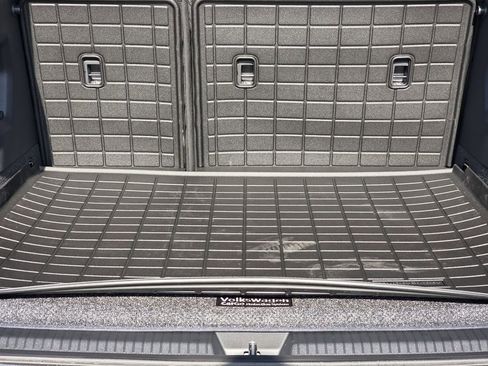 New 2026 Volkswagen Tiguan SE image 21