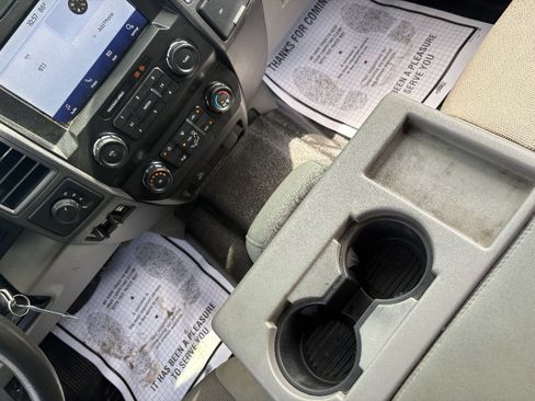 Used 2021 Ford F450 XL w/ STX Appearance Package image 29