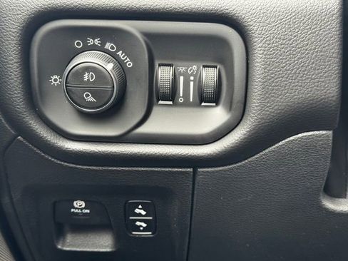 New 2026 RAM 1500 Laramie AWD/4WD image 23