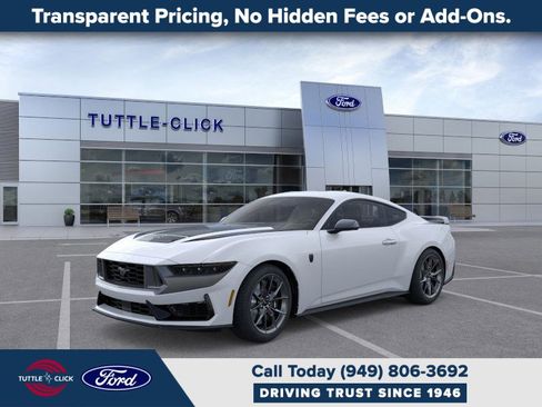 New 2026 Ford Mustang Dark Horse image 1