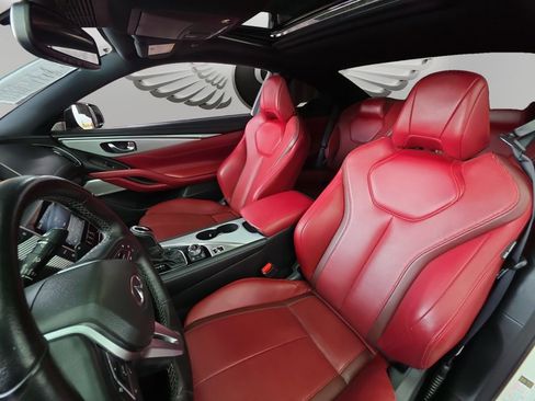 Used 2018 INFINITI Q60 Red Sport 400 w/ Pro Active Package image 11
