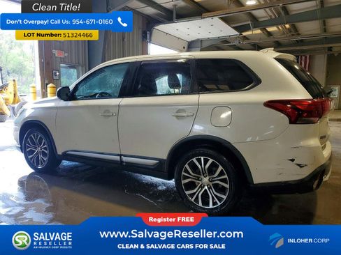 Used 2017 Mitsubishi Outlander ES FWD image 3