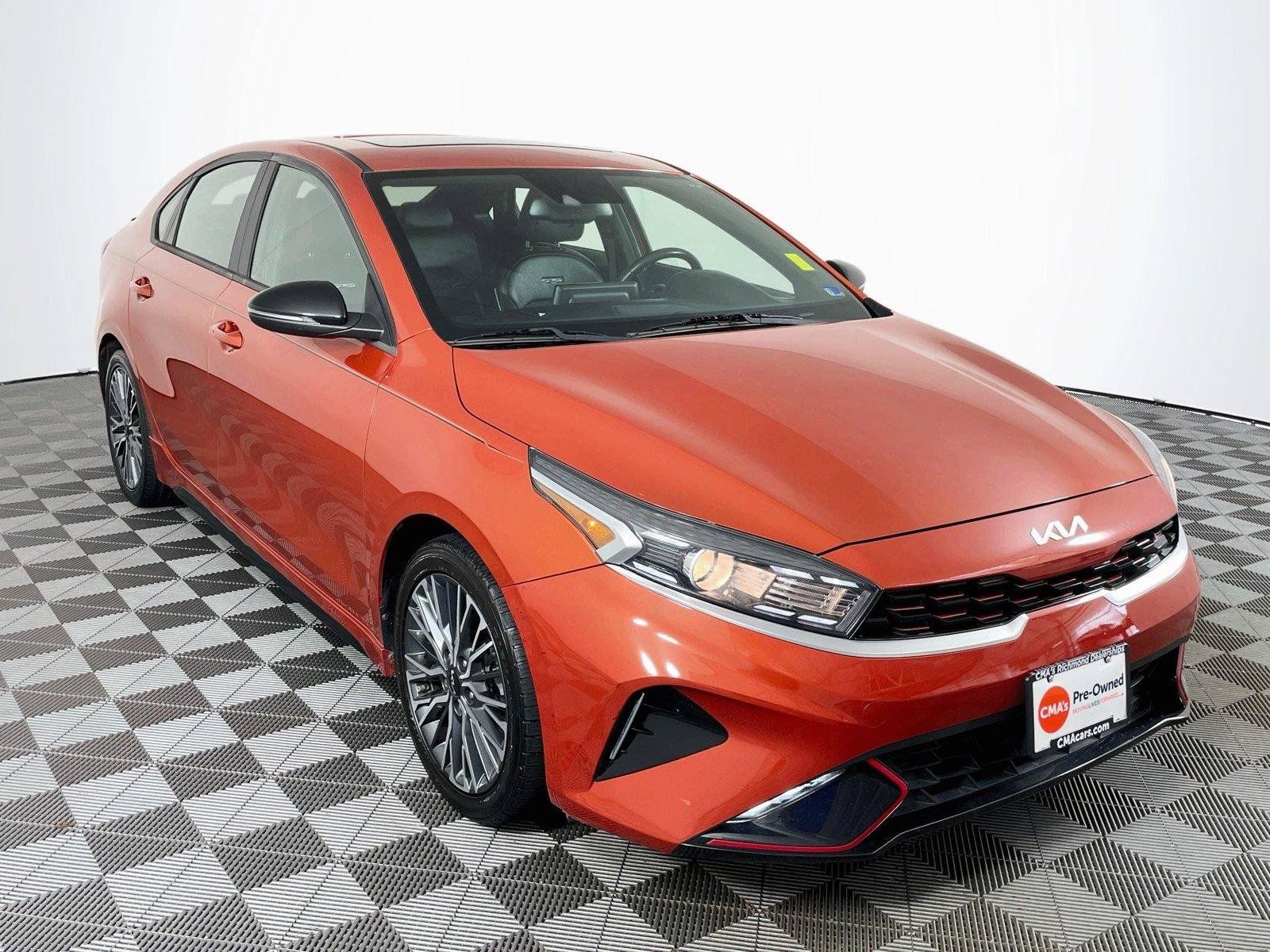 Used 2022 Kia Forte GT-Line w/ GT-Line Premium Package FWD image 1