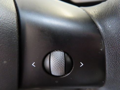 Used 2021 Tesla Model 3 Standard Range Plus image 19