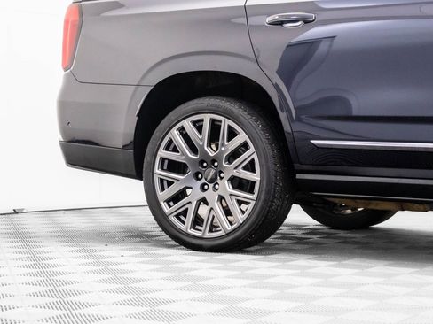 Used 2025 GMC Yukon Denali Ultimate image 35