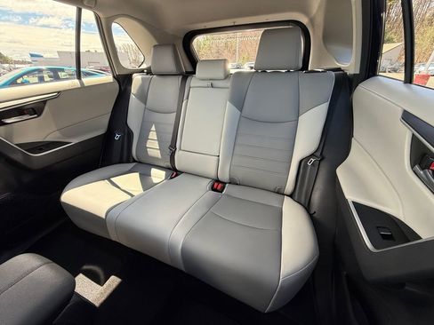 Used 2019 Toyota RAV4 XLE Premium w/ Cold Weather Package image 7