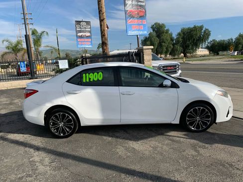 Used 2015 Toyota Corolla S image 10