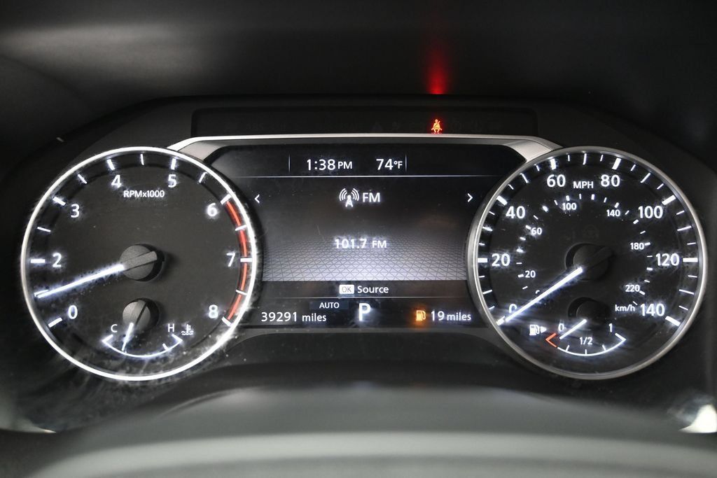 Used 2025 Nissan Rogue SV AWD/4WD image 26