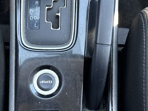 Used 2018 Mitsubishi Outlander ES image 18