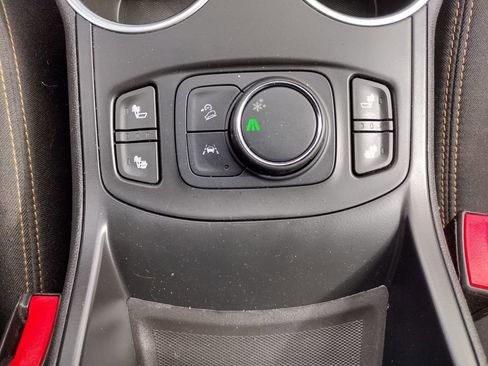 Used 2020 GMC Terrain SLE w/ Driver Convenience Package FWD image 29