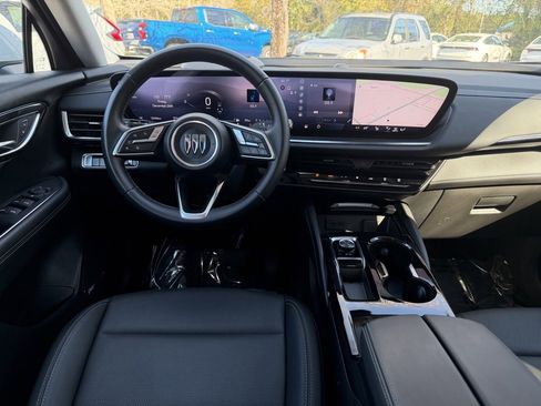 Used 2025 Buick Envision Preferred image 15