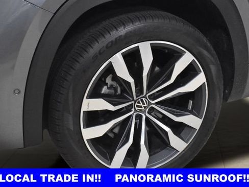 Used 2023 Volkswagen Atlas SEL Premium AWD/4WD image 39