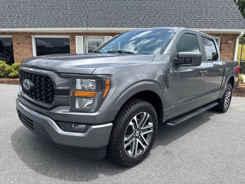 Used 2023 Ford F150 XL w/ STX Appearance Package RWD image 3