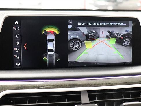 Used 2018 BMW 740i RWD image 32